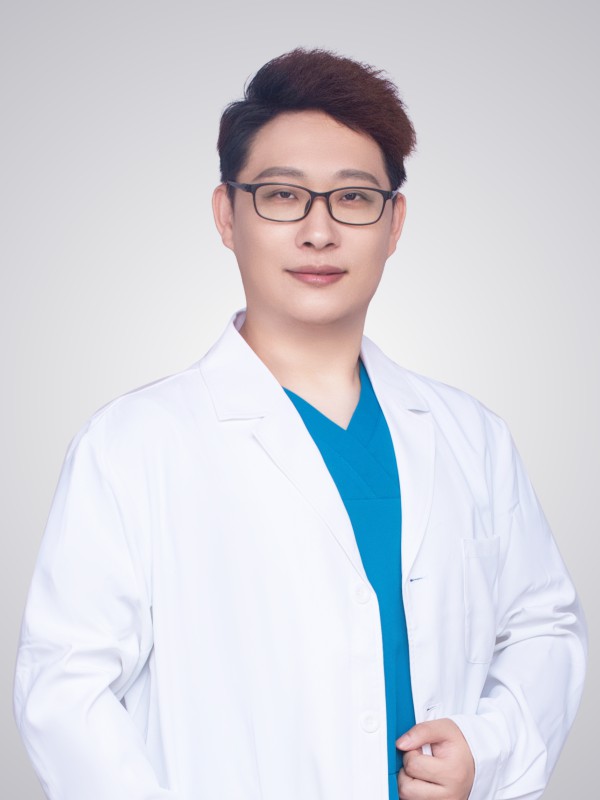 郝志飛