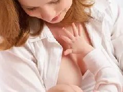 【深圳拔牙】哺乳期拔牙之後什麼時候可以繼續哺乳呢？